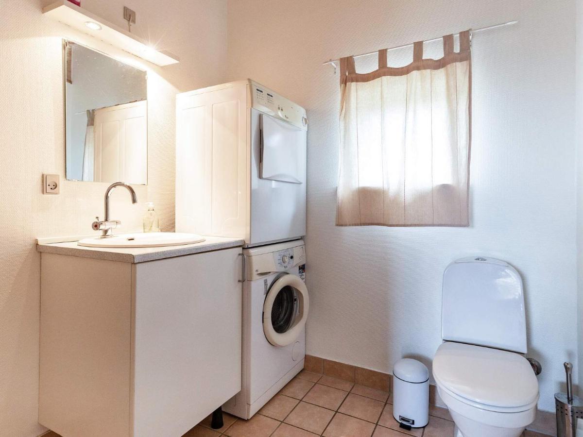 8 Person Holiday Home In Fåborg Exteriér fotografie